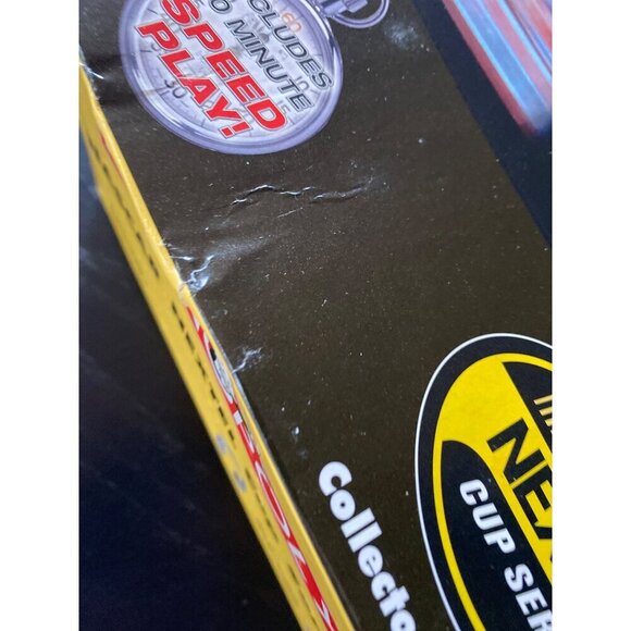 Monopoly NASCAR Nextel Cup Series Collector's Edition 2005 USA Boardgame - Picture 8 of 10